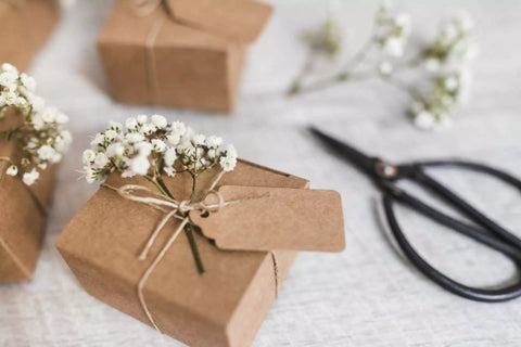 En quête du cadeau de mariage parfait pour vos hôtes