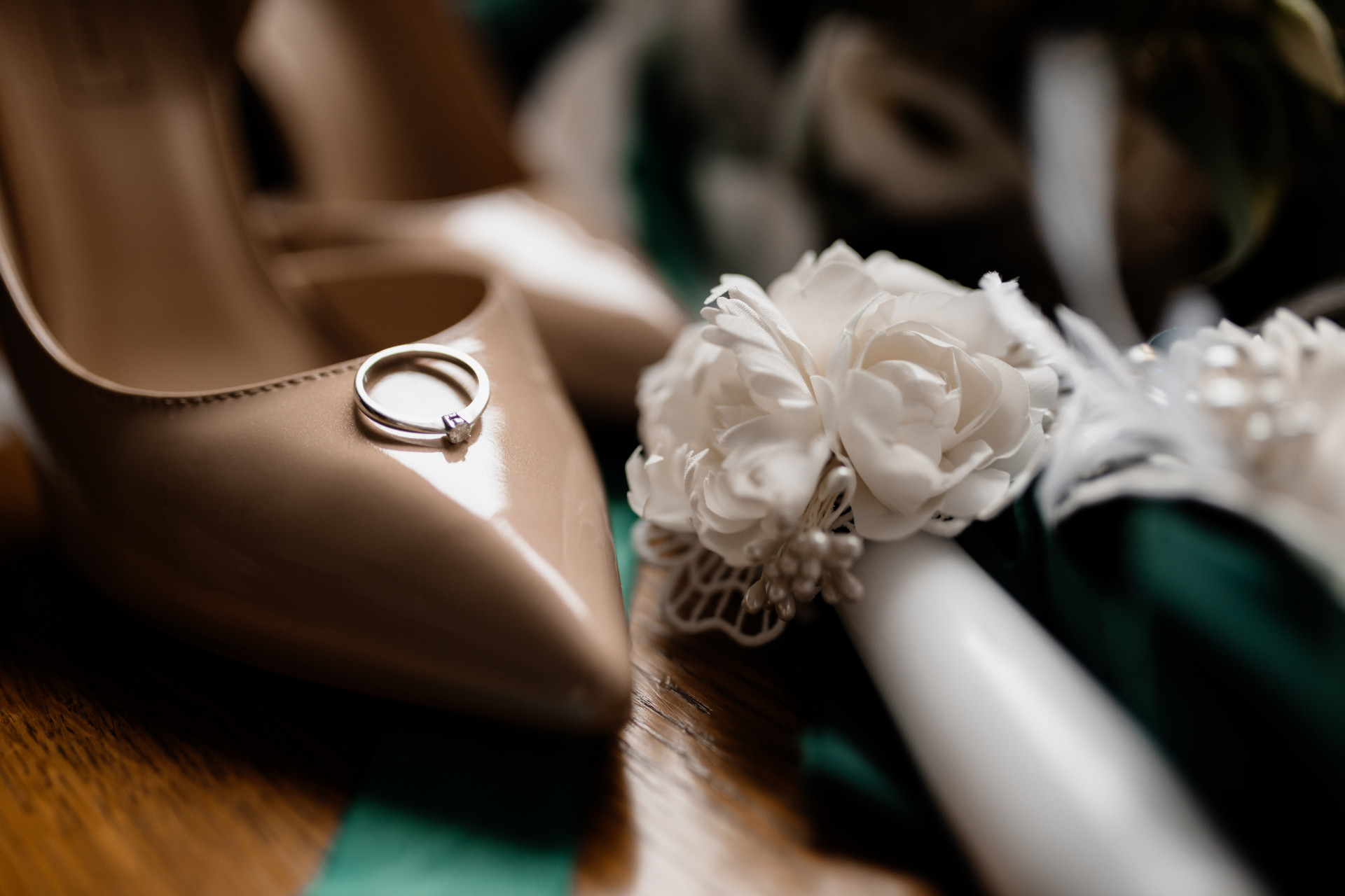 Accessoires mariée chaussures et bague